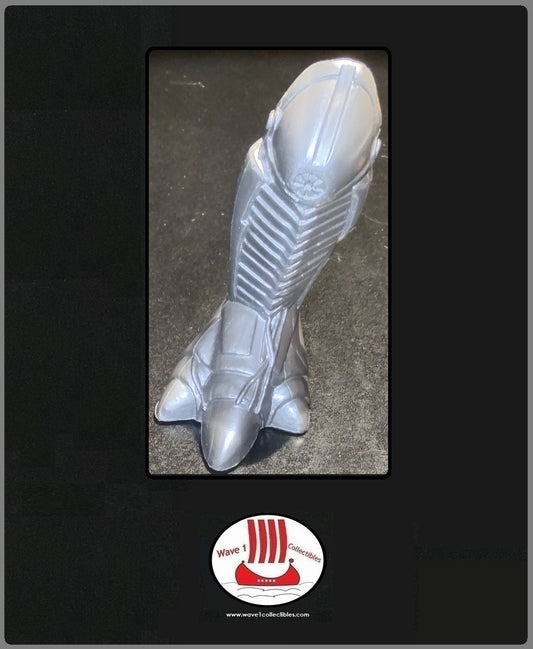 Gargoyles Xanatos w Disguise Armor Right Leg Armor | Kenner 1995 Accessory Weapon